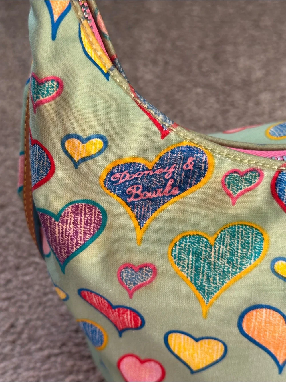 Dooney & Bourke Vintage Doodle Hearts Bucket Bag Green Lindsay Lohan - Picture 4 of 7